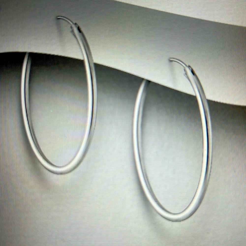 Brand New 925 Sterling Silver Hoop Earrings